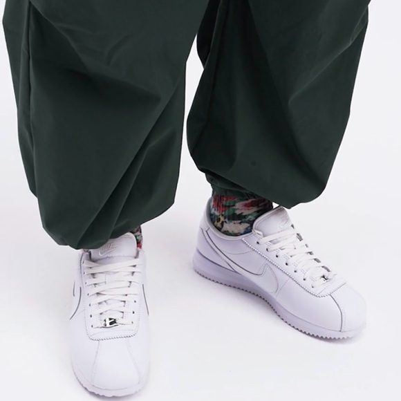 Nike Women’s Cortez 23 Premium Sz 10.5 NEW - Picture 7 of 16